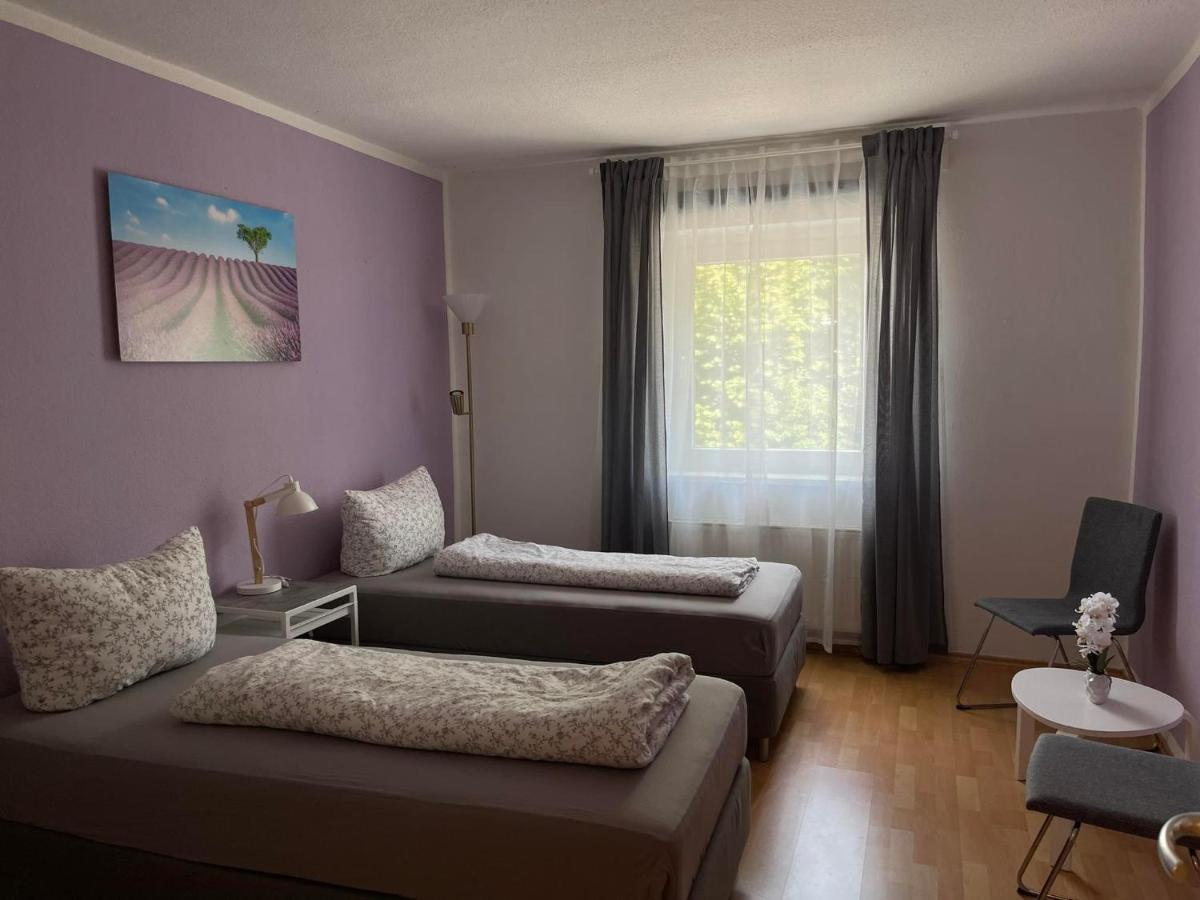 Lage 2 Zimmerwohnung Mit Balkon Und Bester Aussicht In Og 2 Links *
